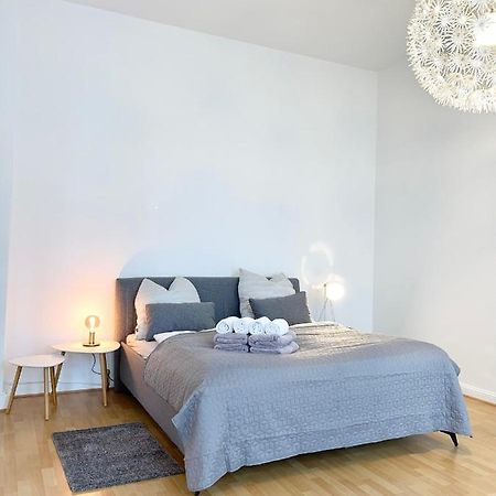 Charmante Ferienwohnung Mit Terrasse Im Herzen Von Норден Екстериор снимка