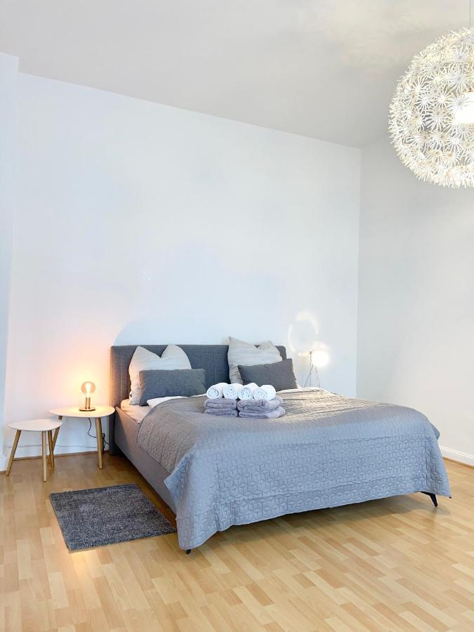 Charmante Ferienwohnung Mit Terrasse Im Herzen Von Норден Екстериор снимка