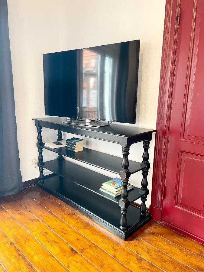 Charmante Ferienwohnung Mit Terrasse Im Herzen Von Норден Екстериор снимка