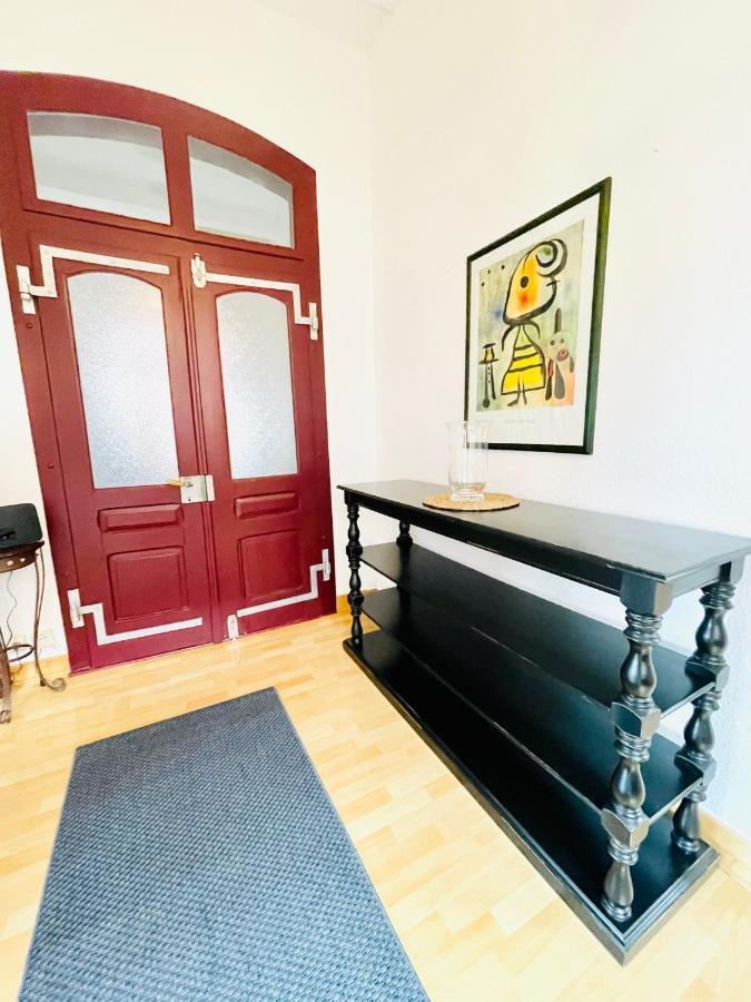 Charmante Ferienwohnung Mit Terrasse Im Herzen Von Норден Екстериор снимка