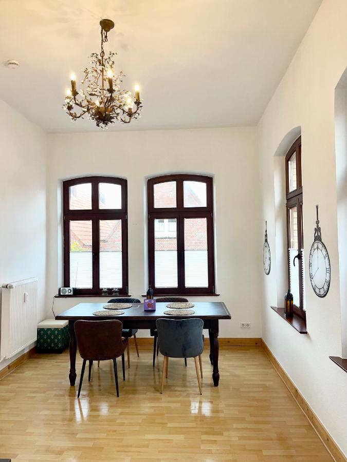Charmante Ferienwohnung Mit Terrasse Im Herzen Von Норден Екстериор снимка